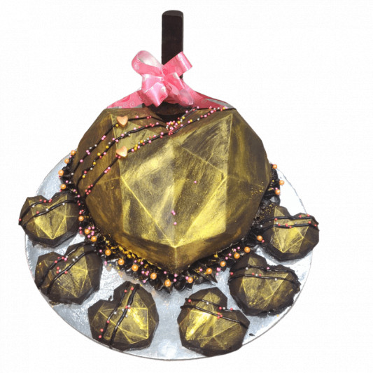 Golden Pinata Cake with Chocolate Hammer online delivery in Noida, Delhi, NCR, Gurgaon