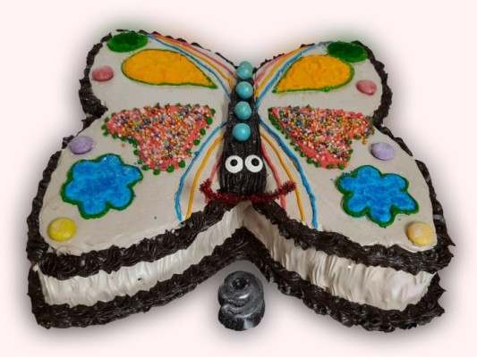 Butterfly Birthday Cake online delivery in Noida, Delhi, NCR, Gurgaon