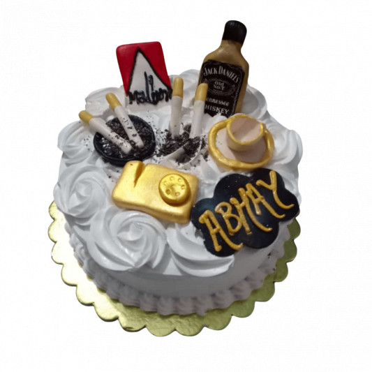 Beer mug shaped 3D fondant cake for boys 25th birthday - - CakesDecor