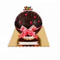 Round Pinata Cake online delivery in Noida, Delhi, NCR,
                    Gurgaon