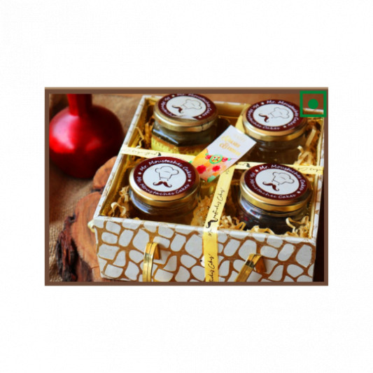 Dexter and DeeDee Hamper online delivery in Noida, Delhi, NCR, Gurgaon