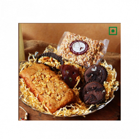 Himanshu and Hansa Hamper online delivery in Noida, Delhi, NCR, Gurgaon