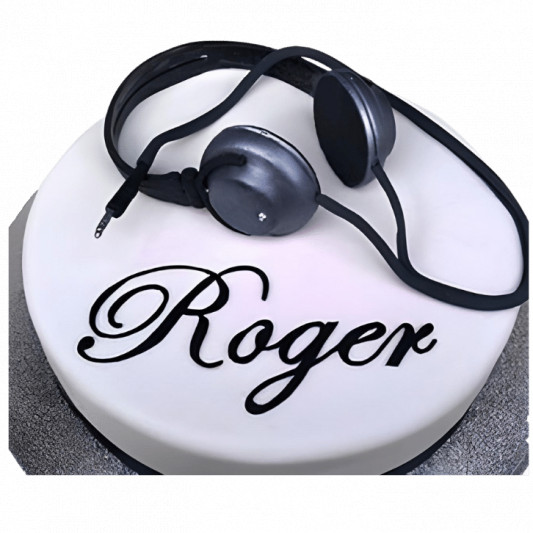  Sound Track Headphone Cake online delivery in Noida, Delhi, NCR, Gurgaon