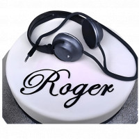  Sound Track Headphone Cake online delivery in Noida, Delhi, NCR,
                    Gurgaon