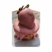 Chocolate-Dipped Strawberry Muffin  online delivery in Noida, Delhi, NCR,
                    Gurgaon