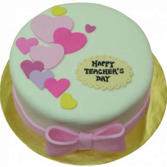 Beautiful Heart Decorated Cake for Teacher online delivery in Noida, Delhi, NCR, Gurgaon