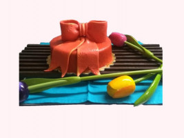 Welcome Fondant Cake online delivery in Noida, Delhi, NCR,
                    Gurgaon