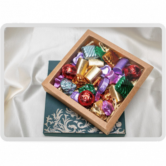 Gift Pack of Chocolates in Elegant Green and Gold online delivery in Noida, Delhi, NCR, Gurgaon