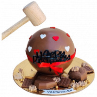 Choco Pinata Cake online delivery in Noida, Delhi, NCR,
                    Gurgaon