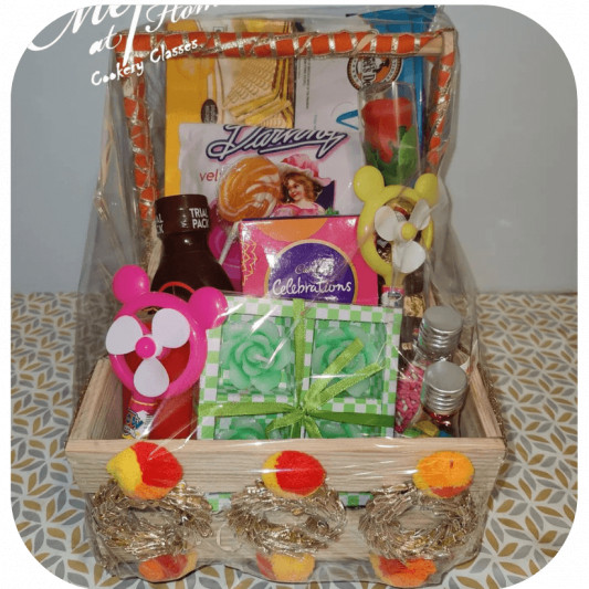 Wooden Gift Pack of Chocolates and Candies - R1 online delivery in Noida, Delhi, NCR, Gurgaon