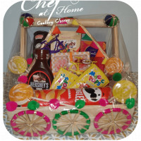 Combination of Gift items Snacks and Chocolates - R2 online delivery in Noida, Delhi, NCR,
                    Gurgaon