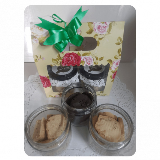 Customize Gift Pack of Cookies  online delivery in Noida, Delhi, NCR, Gurgaon