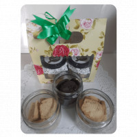 Customize Gift Pack of Cookies  online delivery in Noida, Delhi, NCR,
                    Gurgaon