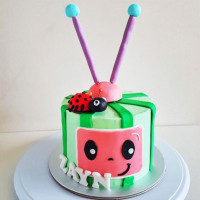 Customized Kids Theme Cake online delivery in Noida, Delhi, NCR,
                    Gurgaon