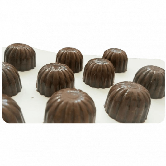 Gift Pack of Rum and Raisin Filled Chocolates online delivery in Noida, Delhi, NCR, Gurgaon