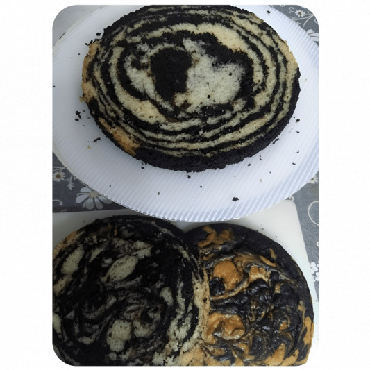 Chocolate Vanilla Marble Cake online delivery in Noida, Delhi, NCR, Gurgaon