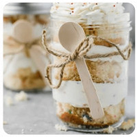 Cake in a jar online delivery in Noida, Delhi, NCR,
                    Gurgaon