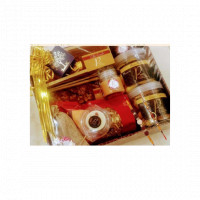 Cookies and Chocolates Gift Hamper online delivery in Noida, Delhi, NCR,
                    Gurgaon
