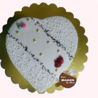 Black Forest Heart Cake online delivery in Noida, Delhi, NCR,
                    Gurgaon