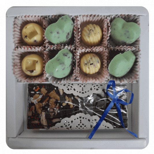 Gift Pack of Indian Flavored Chocolates online delivery in Noida, Delhi, NCR, Gurgaon