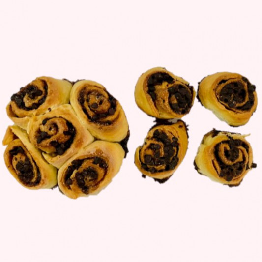 Tasty Cinnamon rolls online delivery in Noida, Delhi, NCR, Gurgaon