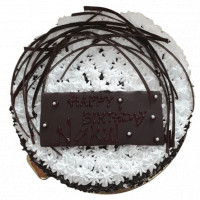 Vanilla Cream Choco Chip Cake online delivery in Noida, Delhi, NCR,
                    Gurgaon