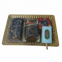 Gift Hamper with Plum Cake online delivery in Noida, Delhi, NCR,
                    Gurgaon