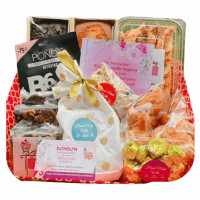 Customised Gift Hamper online delivery in Noida, Delhi, NCR,
                    Gurgaon