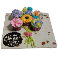 Mother's Day Cup Cake online delivery in Noida, Delhi, NCR,
                    Gurgaon
