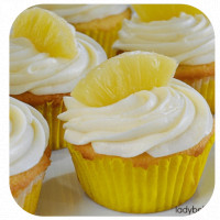 Pinapple Cupcake online delivery in Noida, Delhi, NCR,
                    Gurgaon