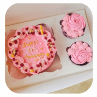 Bento Cake Combo with Cupcakes online delivery in Noida, Delhi, NCR,
                    Gurgaon