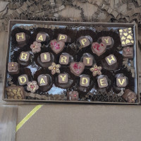 Homemade Chocolates  online delivery in Noida, Delhi, NCR,
                    Gurgaon