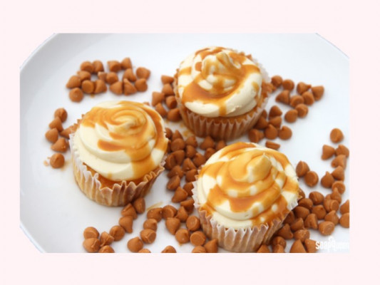 Butterscotch Cream Cupcake online delivery in Noida, Delhi, NCR, Gurgaon