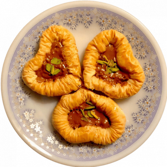 Heart Shape Baklava  online delivery in Noida, Delhi, NCR, Gurgaon