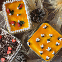 Mango Pudding Cake online delivery in Noida, Delhi, NCR,
                    Gurgaon