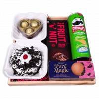 Gift Hampers - 14 online delivery in Noida, Delhi, NCR,
                    Gurgaon