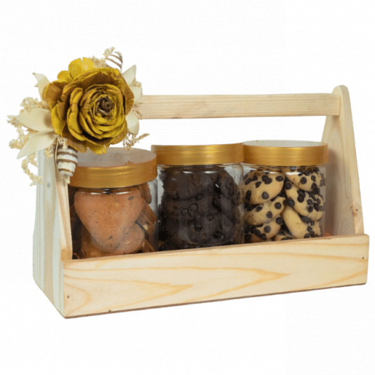 Gift Hampers - 12 online delivery in Noida, Delhi, NCR, Gurgaon