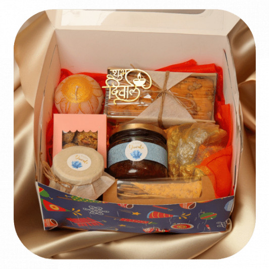 Hamper Code- A B 09 online delivery in Noida, Delhi, NCR, Gurgaon