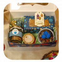 Hamper Code- A B 21 online delivery in Noida, Delhi, NCR,
                    Gurgaon