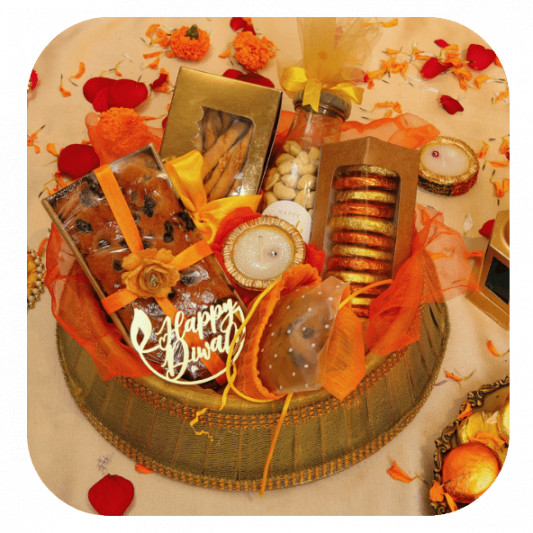 Hamper Code- A B 18 online delivery in Noida, Delhi, NCR, Gurgaon