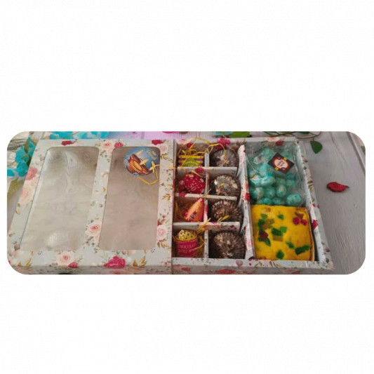 Diwali Special Beautiful Gift Hamper online delivery in Noida, Delhi, NCR, Gurgaon