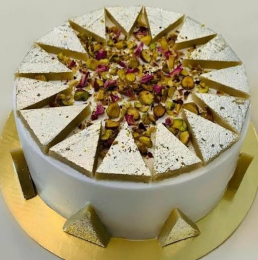 Kaju katli cake online delivery in Noida, Delhi, NCR, Gurgaon