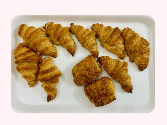 Eggless Chocolate Croissants online delivery in Noida, Delhi, NCR, Gurgaon