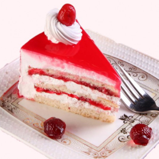 Fresh Strawberry Pastries online delivery in Noida, Delhi, NCR, Gurgaon