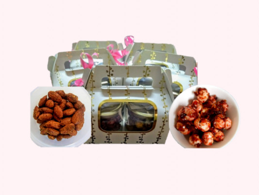 Wonderful Snacks Gift Hamper online delivery in Noida, Delhi, NCR, Gurgaon