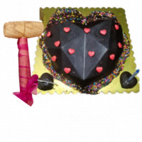 Chocolate Pinata Cake online delivery in Noida, Delhi, NCR,
                    Gurgaon