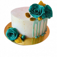 Love and Roses Cake online delivery in Noida, Delhi, NCR,
                    Gurgaon